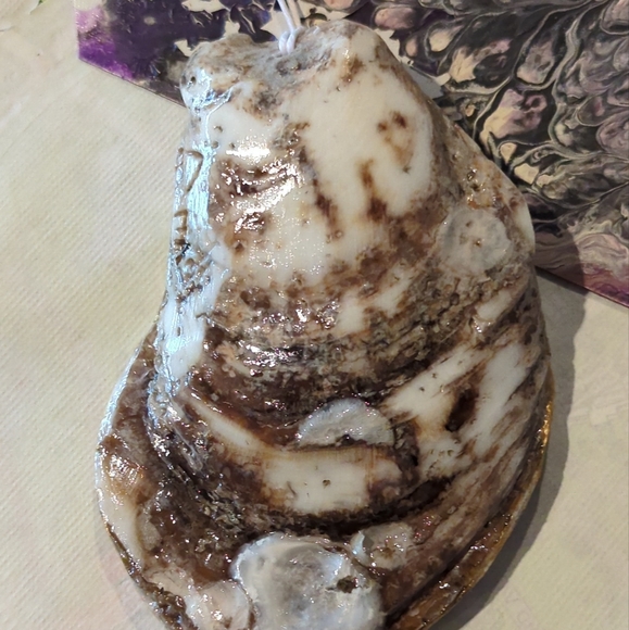 Jimmy Carter Handcrafted Oyster shell decoupaged "nutcracker" gold edged New - Picture 5 of 6